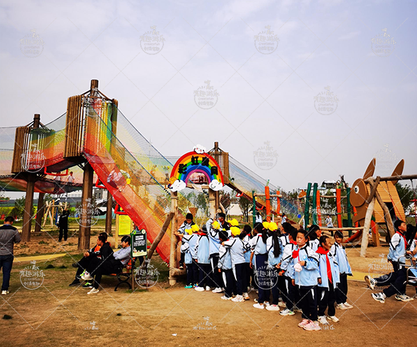有趣游樂-“食尚年華”田園綜合體熊孩子樂園項目