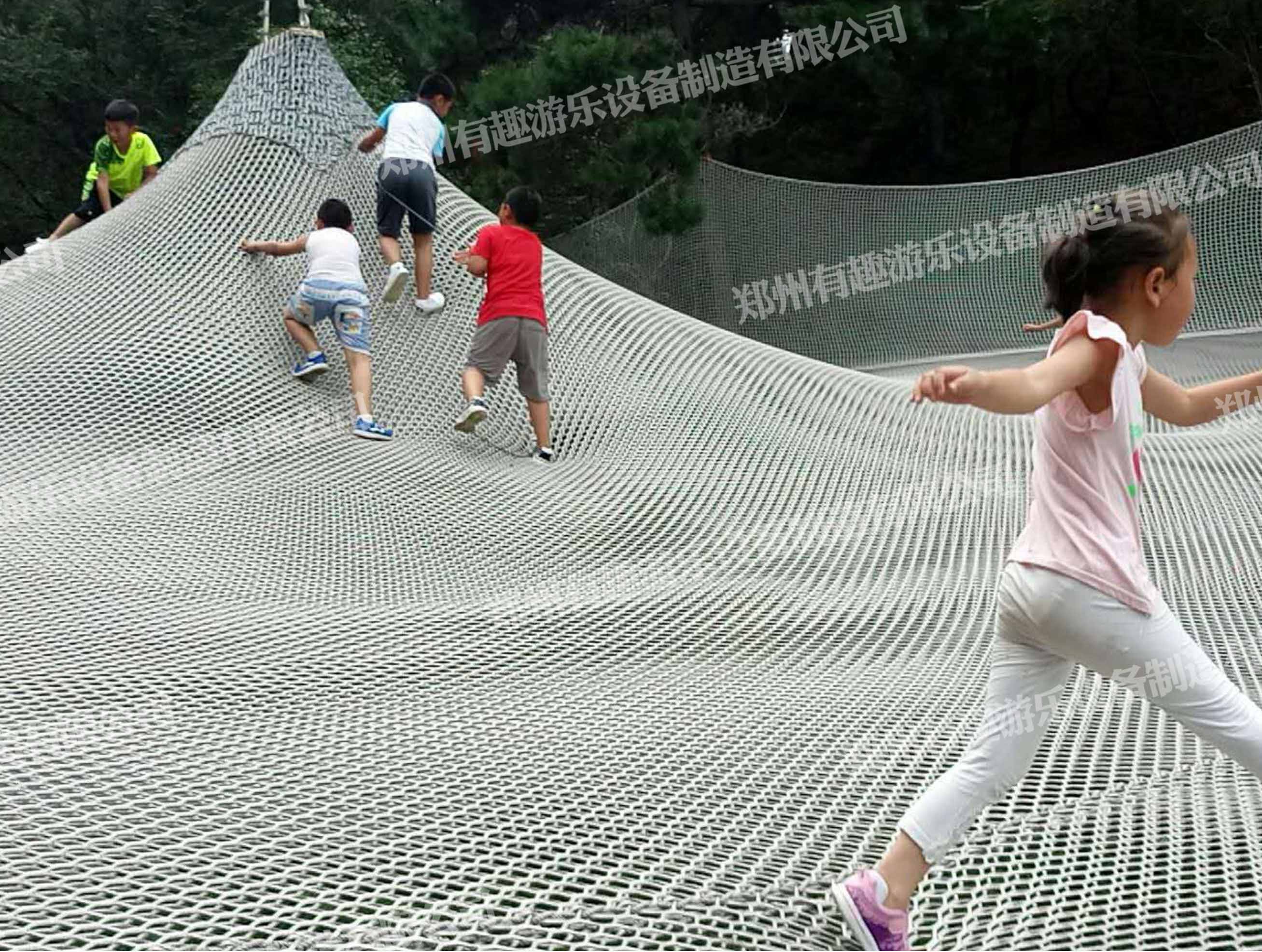 有趣游樂帶領(lǐng)“叢林游樂系列兄弟團(tuán)”落戶沈陽啦